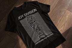 Playera Joy Division - Unknown Pleasures: La icónica portada
