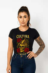 Playera El Beso del Escorpión - Tinta, Muerte y Rosas - Estilo Neotradicional Oscuro