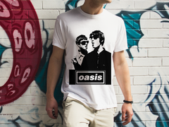 Playera Oasis: Liam y Noel En Blanco y Negro - Diseño Exclusivo de Alta Calidad - Britpop