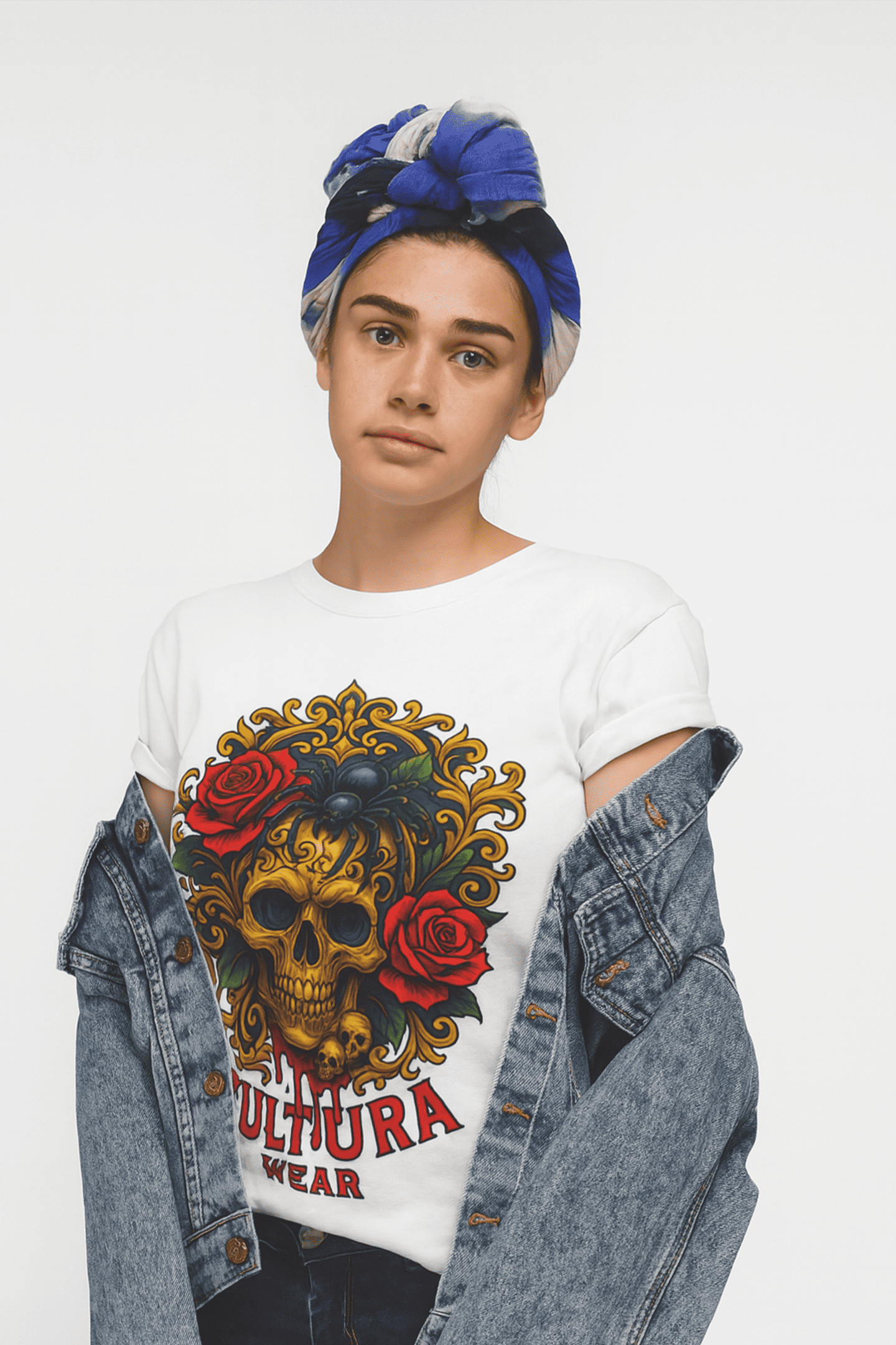 Playera Calavera Dorada & Araña Negra – Estilo Neotradicional