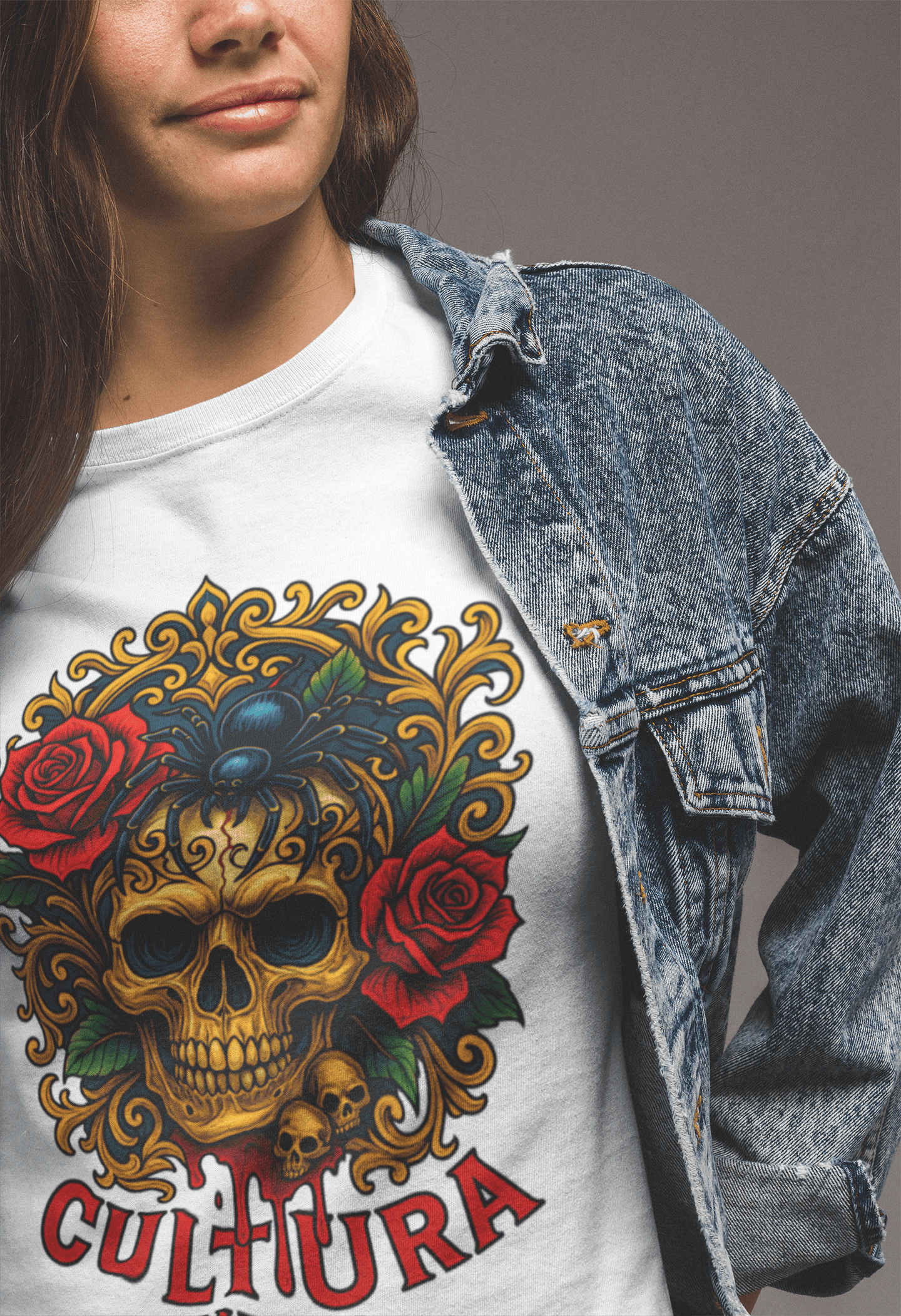 Playera Calavera Dorada & Araña Negra – Estilo Neotradicional