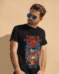 Playera Time Is Running Out – Estilo Gótico y Rockero | Reloj, Fuego y Calavera