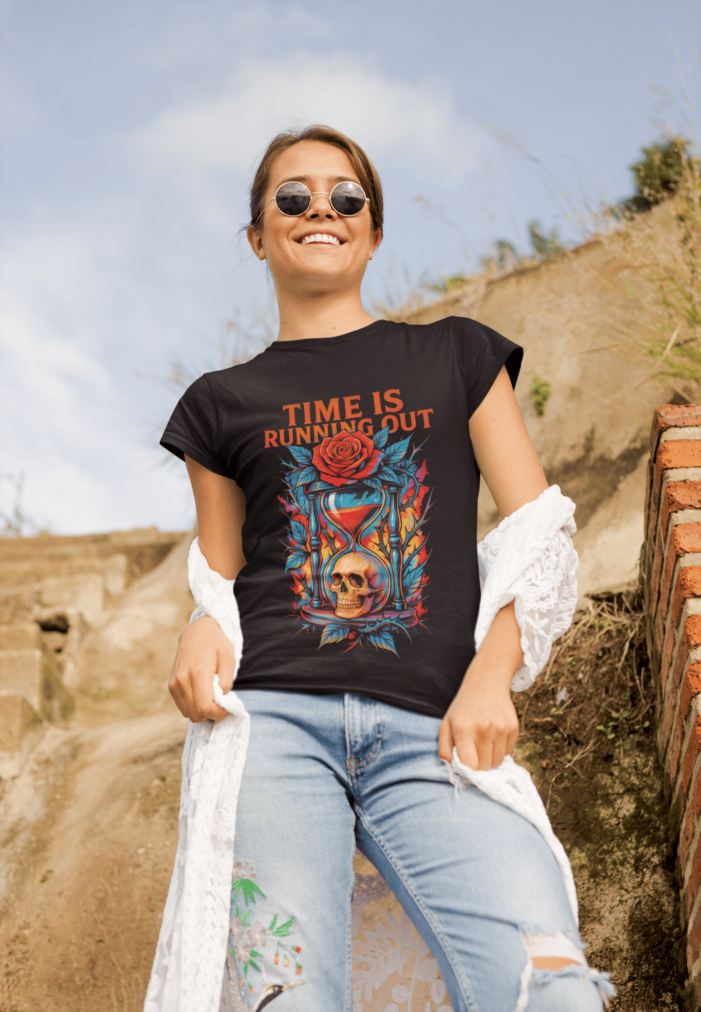 Playera Time Is Running Out – Estilo Gótico y Rockero | Reloj, Fuego y Calavera