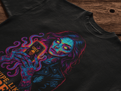 Playera Swipe Like Obey – Arte oscuro contra la adicción digital
