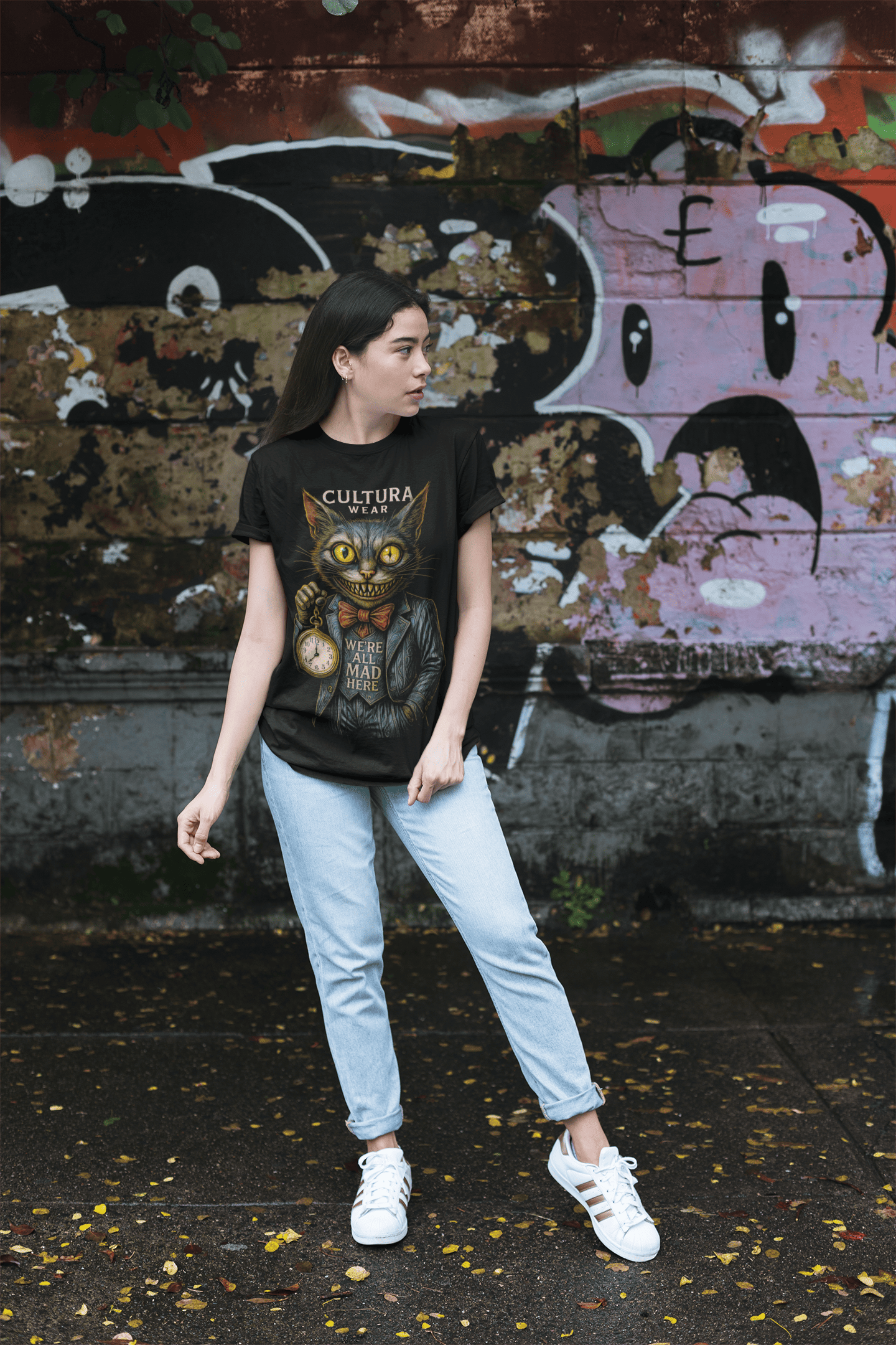 Playera We're All Mad Here - Gato estilo oscuro  -Inspirado en Alicia